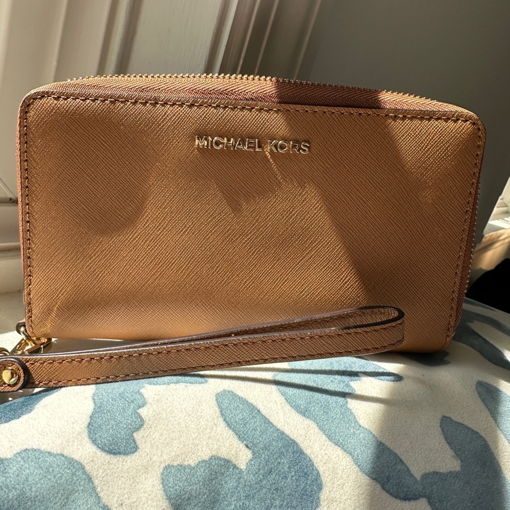 Michael Kors Zip Wallet Wristlet
